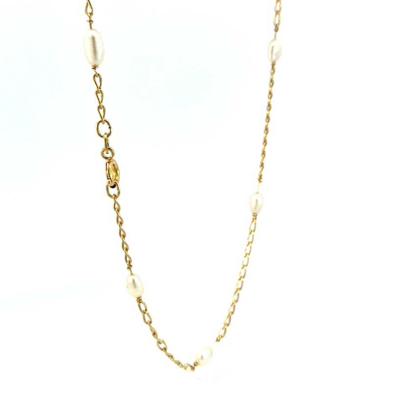 Collar con perlas