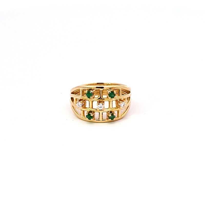 Anillo con diamante en oro de 18k