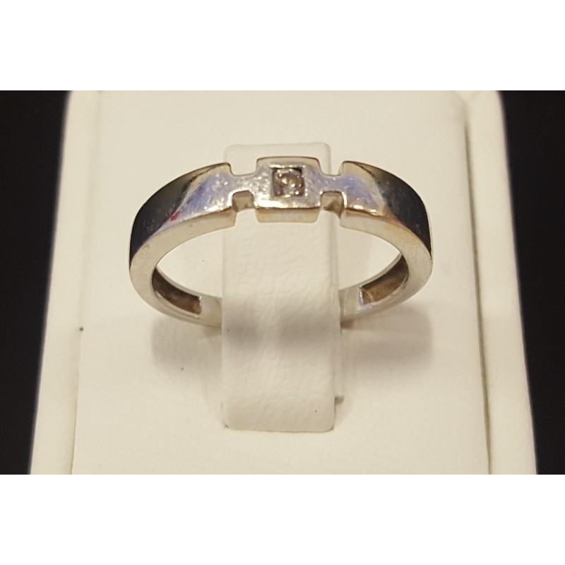 Anillo en oro blanco 18k con circonita